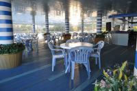 종합봉사선 《무지개》호