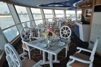 종합봉사선 《무지개》호